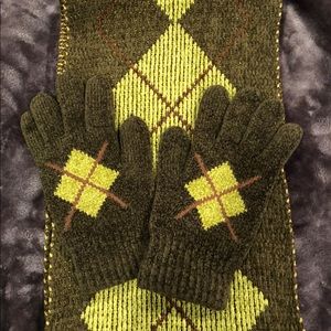 Reversible Khaki Green Scarf/Glove Set. Super Soft